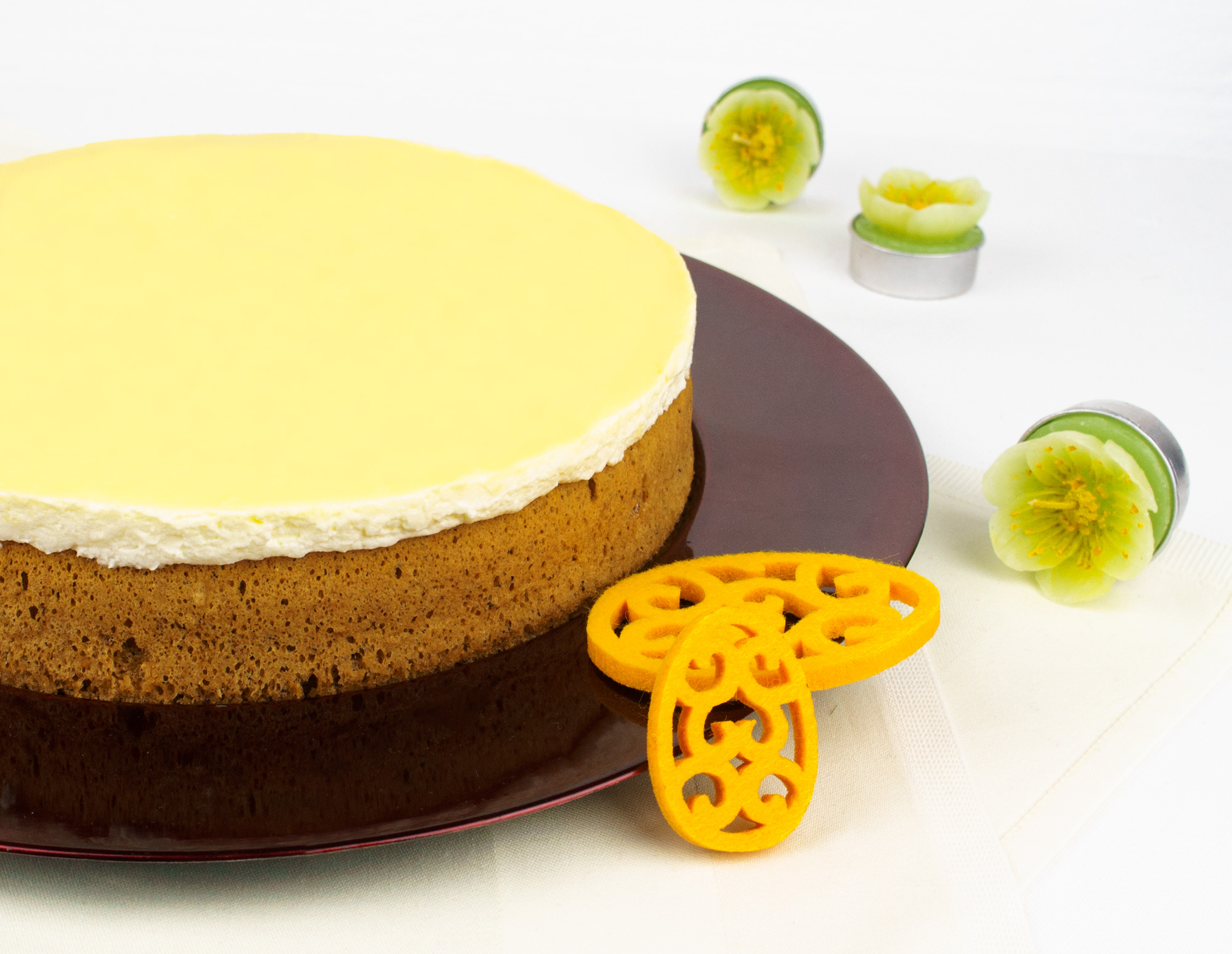 Ostertorte Haselnusskuchen mit Eierlikör